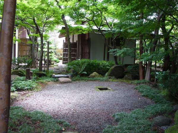 東京レンタル茶室庭３